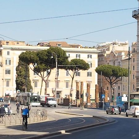 Manilio Ghetto Ancient Rome Apartment ภายนอก รูปภาพ